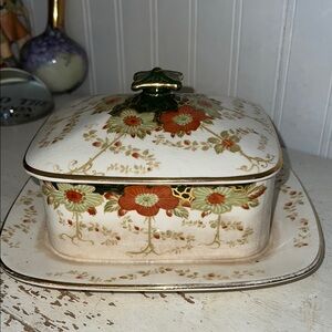 Burleigh Ware England Briar covered dish